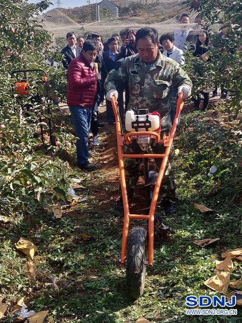 淄博市丘陵山地林果全程机械化暨科技下乡现场会在沂源县召开