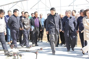 乌兰察布市：成功举办春耕春播农业机械现场演示会