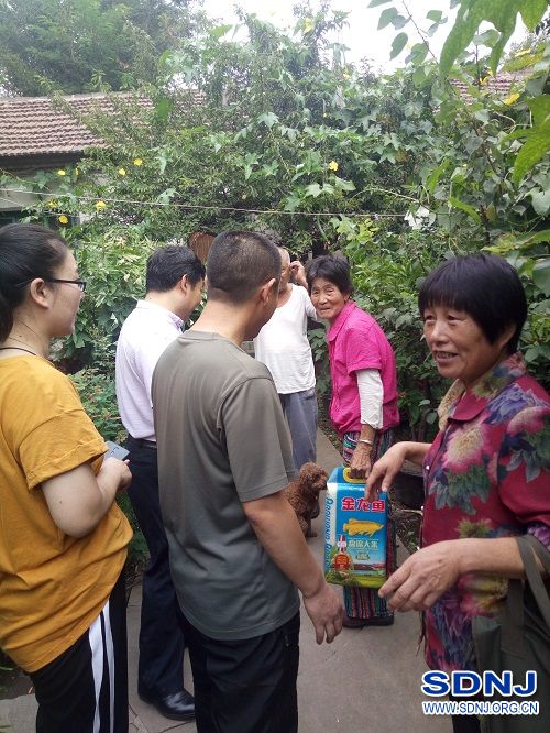 博山区农机事业服务中心开展“双联系、双报到、双服务”暨“不忘初心 救灾重建”主题党日活动