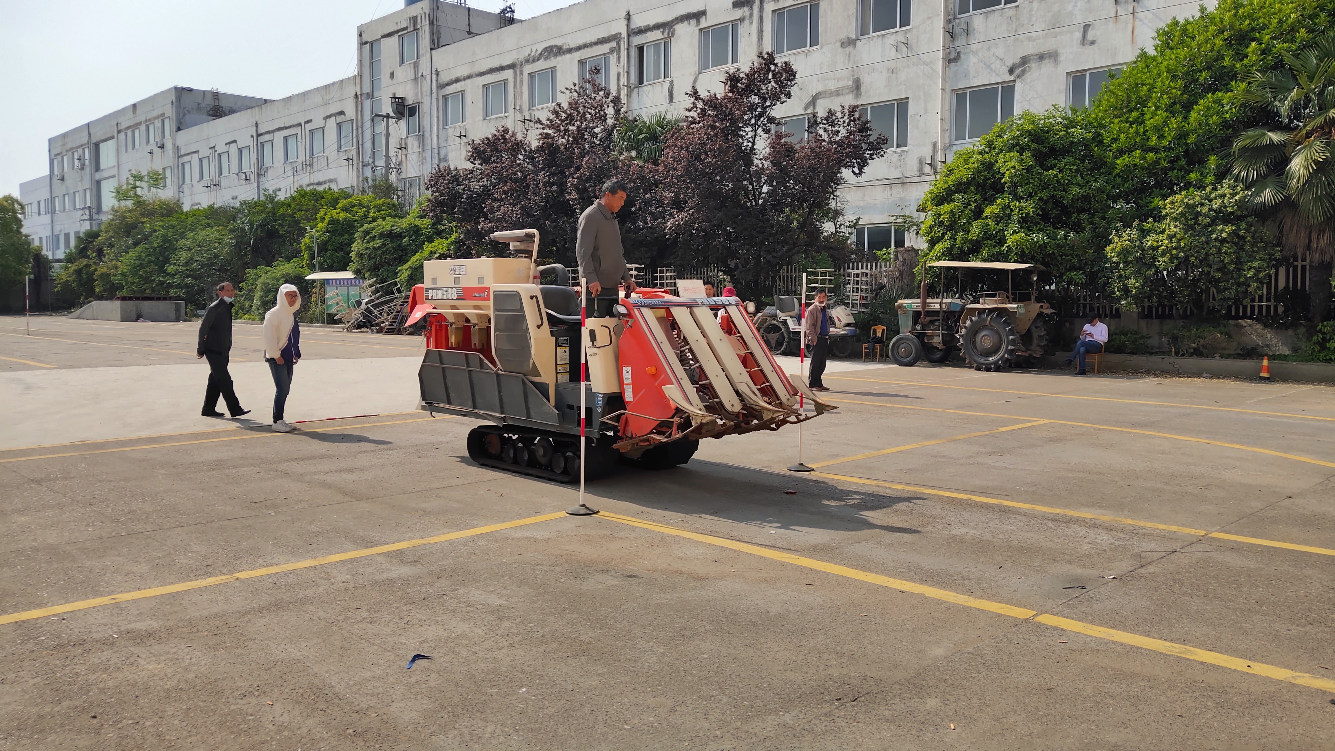 常熟市举办联合收割机驾驶培训班 (1).jpg