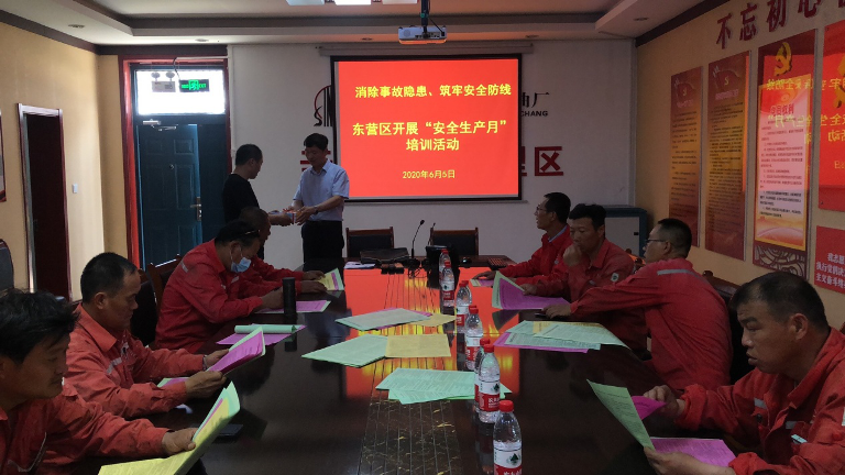 东营市东营区农机安全生产宣传教育进生产一线活动