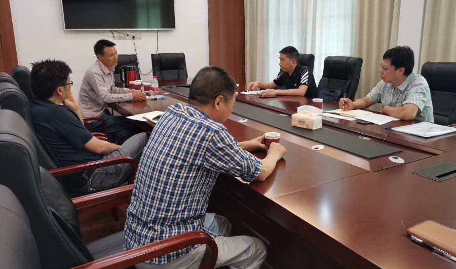 图为农机推广工作调研座谈会现场