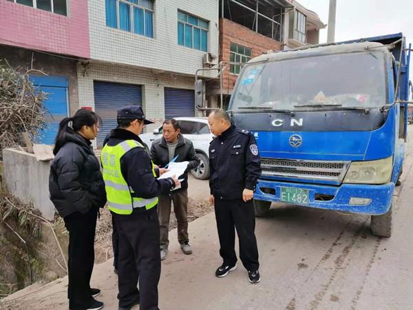 与公安交巡警支队联合执法检查
