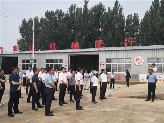 http://nyj.linyi.gov.cn/__local/C/80/37/3DB3DE574DDEF9837EBB57A8D66_8C2CC645_23D66.jpg